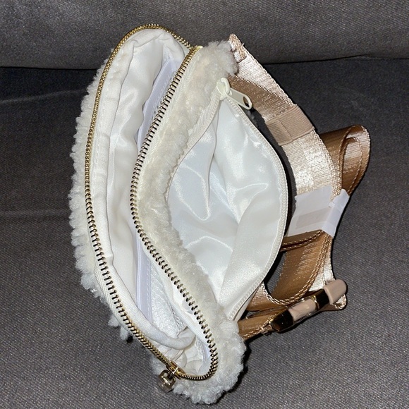 Wantable Fanny Pack - Picture 4 of 5